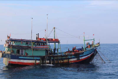 KKP Tangkap Kapal Pencuri Ikan Berbendera Malaysia 